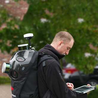 Laser scanning on the go